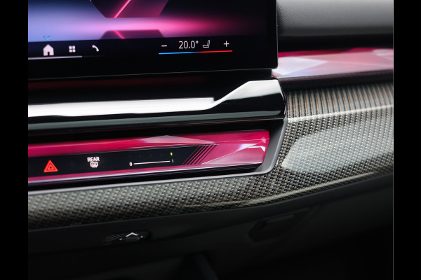 BMW 5 Serie Touring 550e xDrive | Pano - Trekhaak - HUD