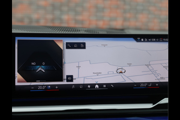 BMW 5 Serie Touring 550e xDrive | Pano - Trekhaak - HUD