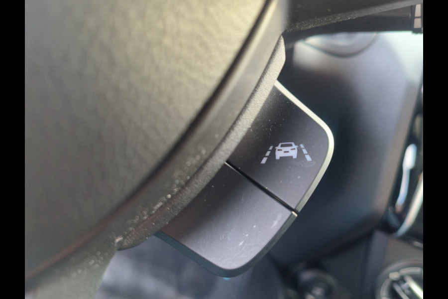 Suzuki Swift 1.2 Select Smart Hybrid uit 2025 Rijklaar + 12 maanden Bovag-garantie Henk Jongen Auto's in Helmond,  al 50 jaar service zoals 't hoort!