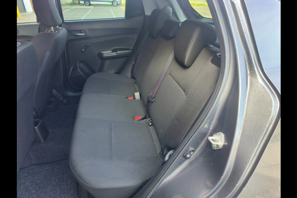 Suzuki Swift 1.2 Select Smart Hybrid uit 2021 Rijklaar + 12 maanden Bovag-garantie Henk Jongen Auto's in Helmond,  al 50 jaar service zoals 't hoort!