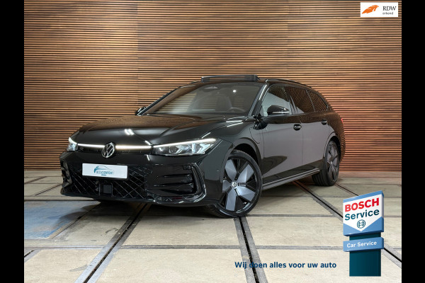 Volkswagen Passat Variant 1.5 eHybrid R-Line Black Edition | Garantie tot 2030 | 272PK |Pano|Matrix LED|H&K Sound|Massage|Trekhaak