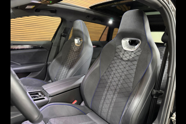Volkswagen Passat Variant 1.5 eHybrid R-Line Black Edition | Garantie tot 2030 | 272PK |Pano|Matrix LED|H&K Sound|Massage|Trekhaak