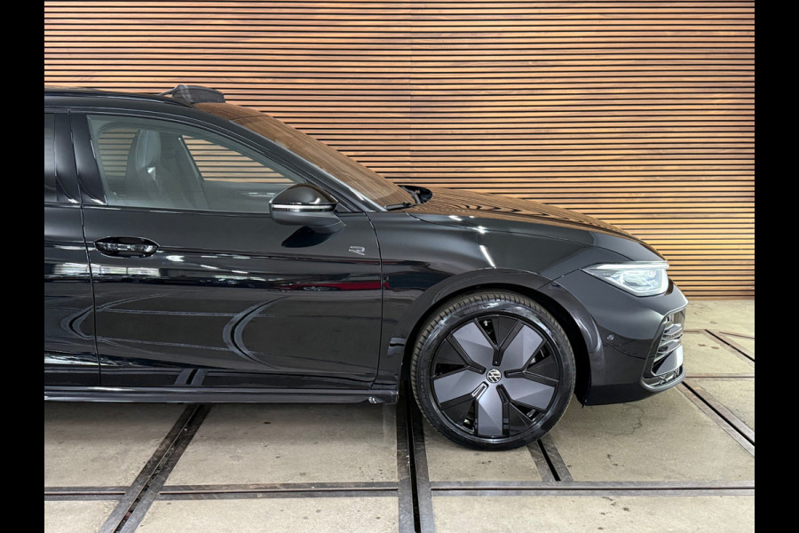 Volkswagen Passat Variant 1.5 eHybrid R-Line Black Edition | Garantie tot 2030 | 272PK |Pano|Matrix LED|H&K Sound|Massage|Trekhaak