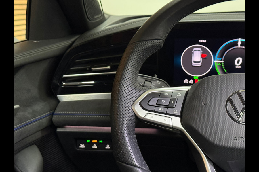 Volkswagen Passat Variant 1.5 eHybrid R-Line Black Edition | Garantie tot 2030 | 272PK |Pano|Matrix LED|H&K Sound|Massage|Trekhaak