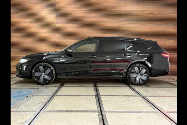 Volkswagen Passat Variant 1.5 eHybrid R-Line Black Edition | Garantie tot 2030 | 272PK |Pano|Matrix LED|H&K Sound|Massage|Trekhaak
