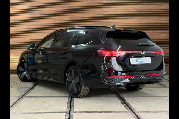 Volkswagen Passat Variant 1.5 eHybrid R-Line Black Edition | Garantie tot 2030 | 272PK |Pano|Matrix LED|H&K Sound|Massage|Trekhaak