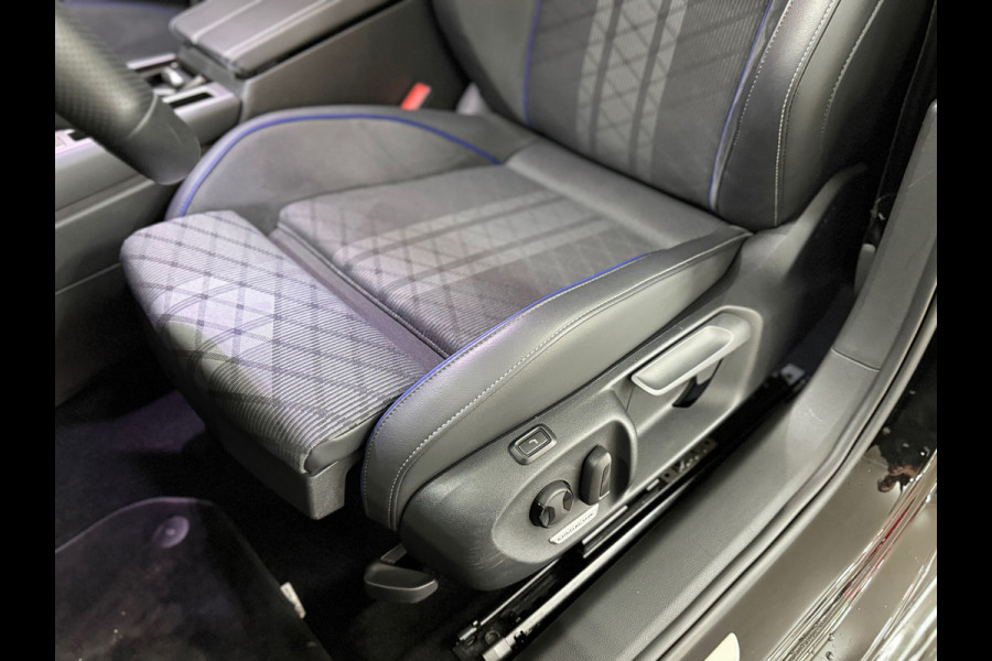 Volkswagen Passat Variant 1.5 eHybrid R-Line Black Edition | Garantie tot 2030 | 272PK |Pano|Matrix LED|H&K Sound|Massage|Trekhaak