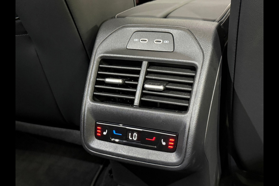 Volkswagen Passat Variant 1.5 eHybrid R-Line Black Edition | Garantie tot 2030 | 272PK |Pano|Matrix LED|H&K Sound|Massage|Trekhaak