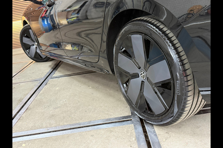 Volkswagen Passat Variant 1.5 eHybrid R-Line Black Edition | Garantie tot 2030 | 272PK |Pano|Matrix LED|H&K Sound|Massage|Trekhaak