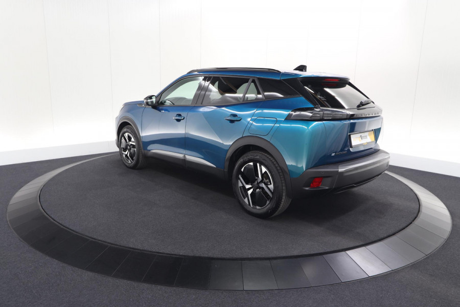 Peugeot e-2008 EV Allure Avantage 54 kWh | SOH 97,8% | 11 KW Lader | Apple Carplay | Parkeersensoren