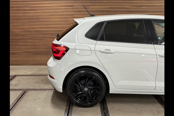 Volkswagen Polo 1.0 TSI Style Black Edition Business | Matrix LED | IQ.Light |CarPlay | Stoelverwarming | ACC | Camera | Trekhaak