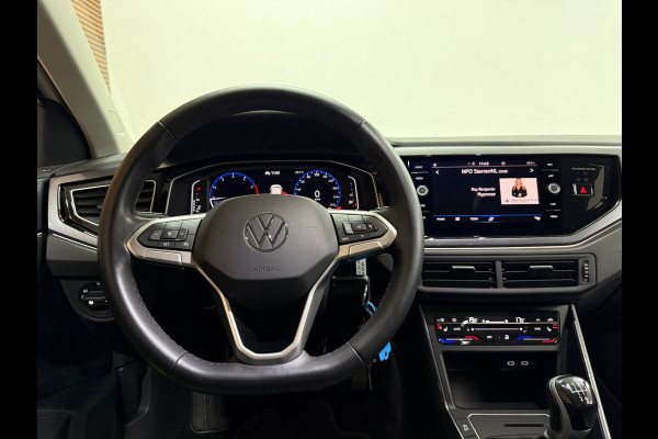 Volkswagen Polo 1.0 TSI Style Black Edition Business | Matrix LED | IQ.Light |CarPlay | Stoelverwarming | ACC | Camera | Trekhaak