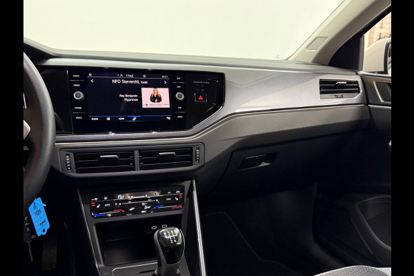 Volkswagen Polo 1.0 TSI Style Black Edition Business | Matrix LED | IQ.Light |CarPlay | Stoelverwarming | ACC | Camera | Trekhaak