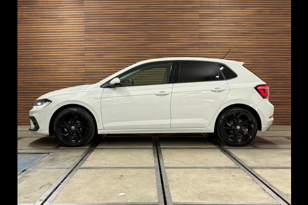 Volkswagen Polo 1.0 TSI Style Black Edition Business | Matrix LED | IQ.Light |CarPlay | Stoelverwarming | ACC | Camera | Trekhaak