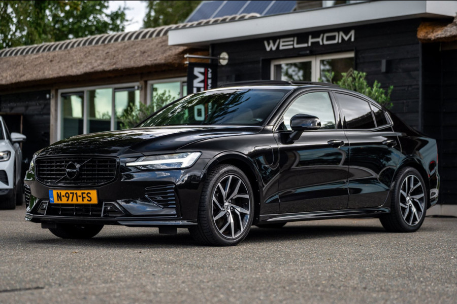 Volvo S60 2.0 Recharge T6 AWD R-Design Panoramadak I Camera I Memory I Leder I Adaptive Cruise I Pilot Assist