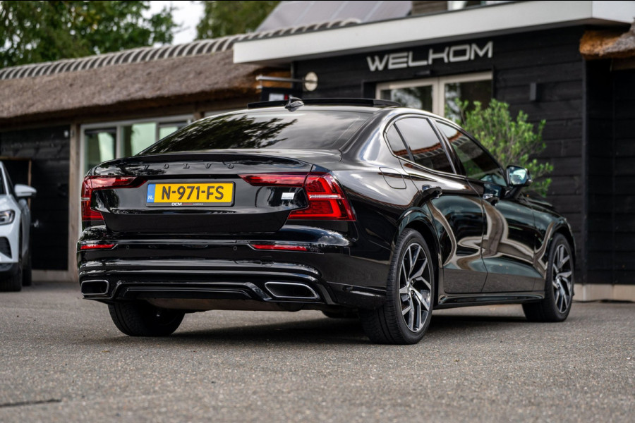 Volvo S60 2.0 Recharge T6 AWD R-Design Panoramadak I Camera I Memory I Leder I Adaptive Cruise I Pilot Assist