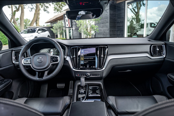 Volvo S60 2.0 Recharge T6 AWD R-Design Panoramadak I Camera I Memory I Leder I Adaptive Cruise I Pilot Assist