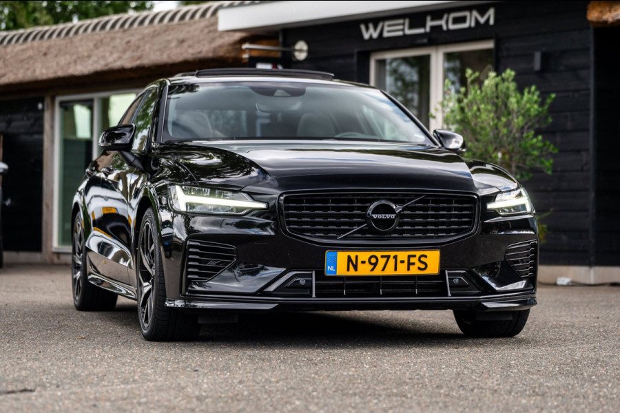Volvo S60 2.0 Recharge T6 AWD R-Design Panoramadak I Camera I Memory I Leder I Adaptive Cruise I Pilot Assist