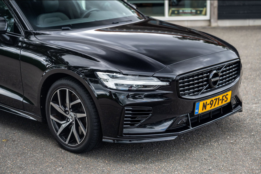 Volvo S60 2.0 Recharge T6 AWD R-Design Panoramadak I Camera I Memory I Leder I Adaptive Cruise I Pilot Assist