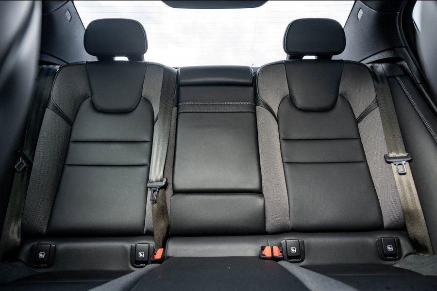 Volvo S60 2.0 Recharge T6 AWD R-Design Panoramadak I Camera I Memory I Leder I Adaptive Cruise I Pilot Assist