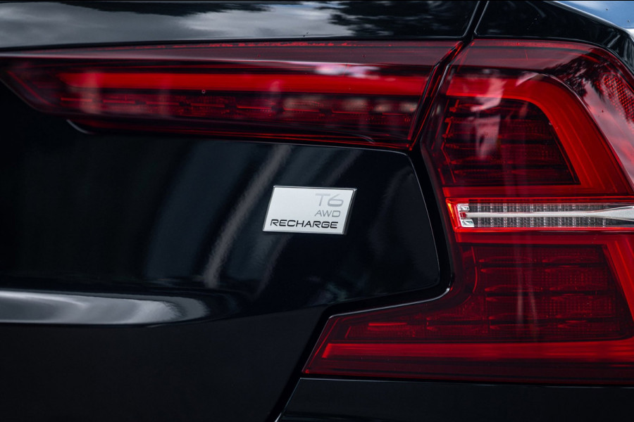Volvo S60 2.0 Recharge T6 AWD R-Design Panoramadak I Camera I Memory I Leder I Adaptive Cruise I Pilot Assist