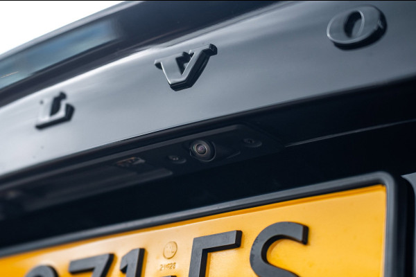 Volvo S60 2.0 Recharge T6 AWD R-Design Panoramadak I Camera I Memory I Leder I Adaptive Cruise I Pilot Assist