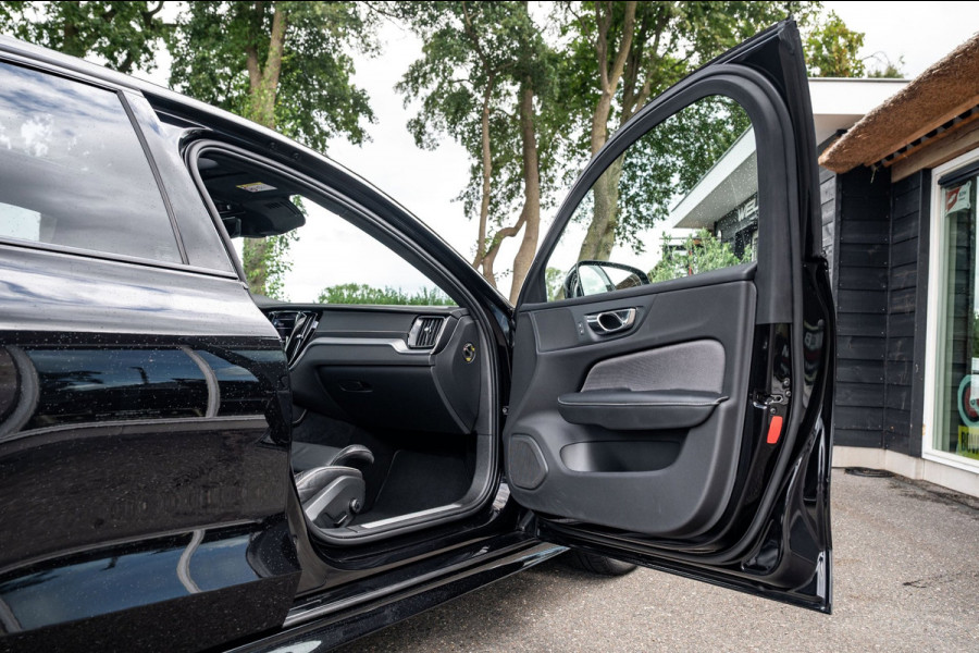 Volvo S60 2.0 Recharge T6 AWD R-Design Panoramadak I Camera I Memory I Leder I Adaptive Cruise I Pilot Assist
