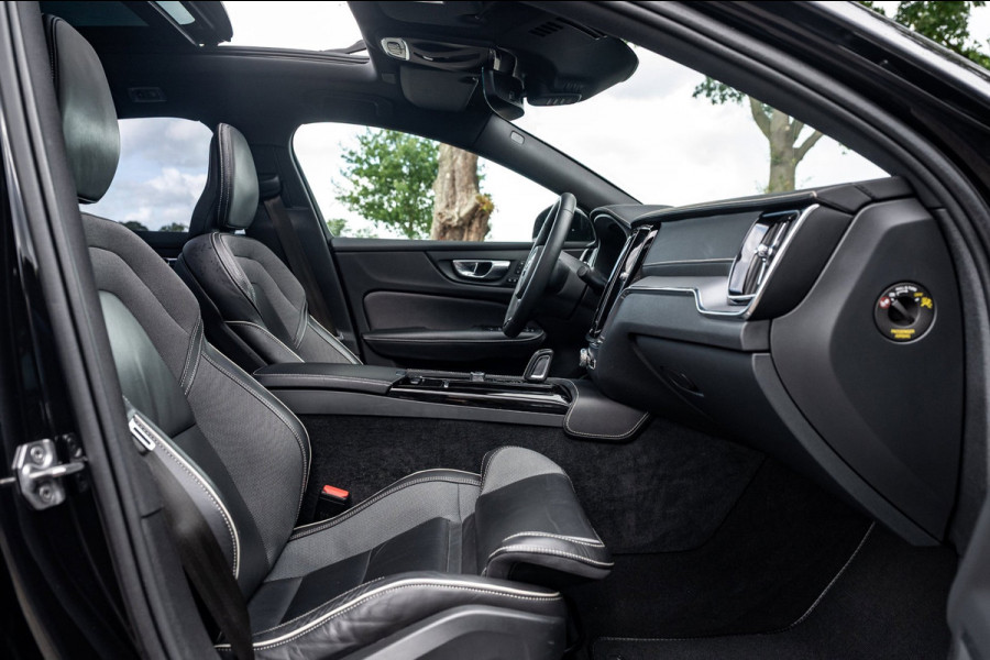 Volvo S60 2.0 Recharge T6 AWD R-Design Panoramadak I Camera I Memory I Leder I Adaptive Cruise I Pilot Assist