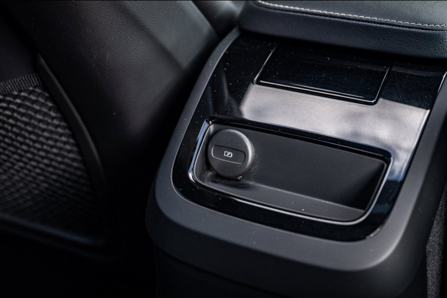 Volvo S60 2.0 Recharge T6 AWD R-Design Panoramadak I Camera I Memory I Leder I Adaptive Cruise I Pilot Assist