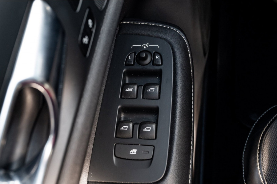 Volvo S60 2.0 Recharge T6 AWD R-Design Panoramadak I Camera I Memory I Leder I Adaptive Cruise I Pilot Assist