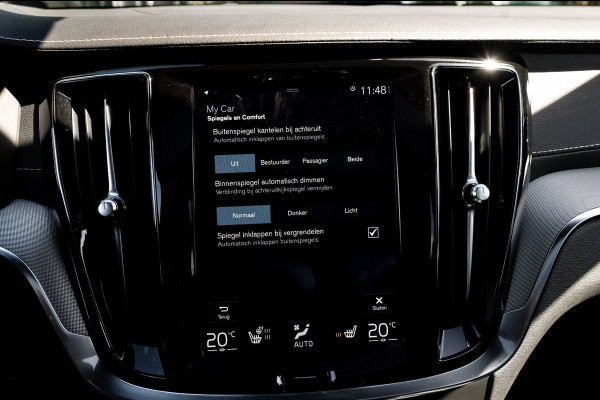 Volvo S60 2.0 Recharge T6 AWD R-Design Panoramadak I Camera I Memory I Leder I Adaptive Cruise I Pilot Assist