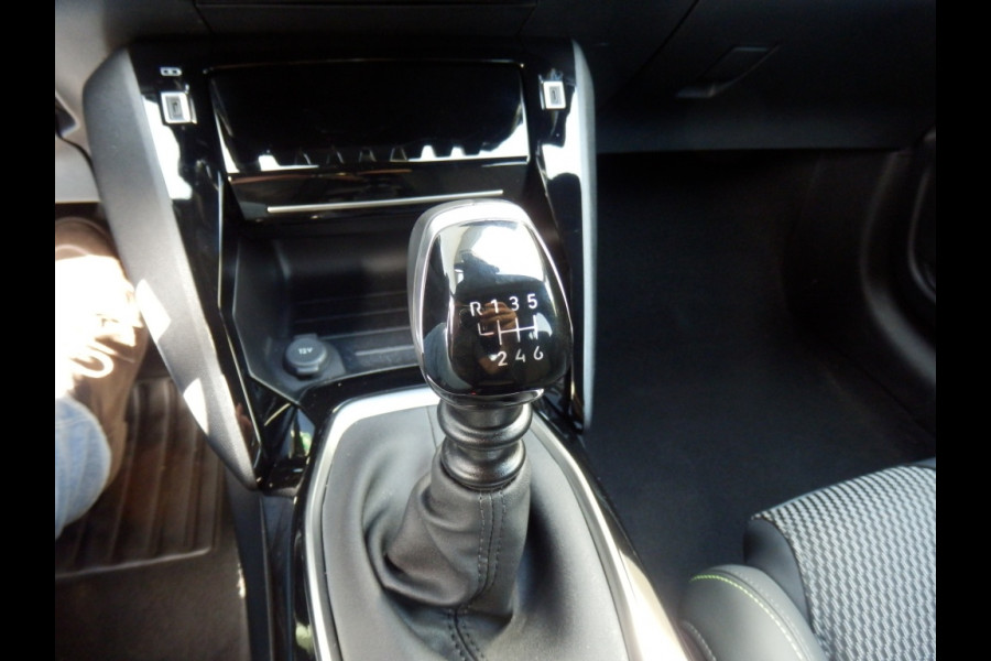 Peugeot 208 1.2 PT 100 GT I 360 Camera I Nav. I