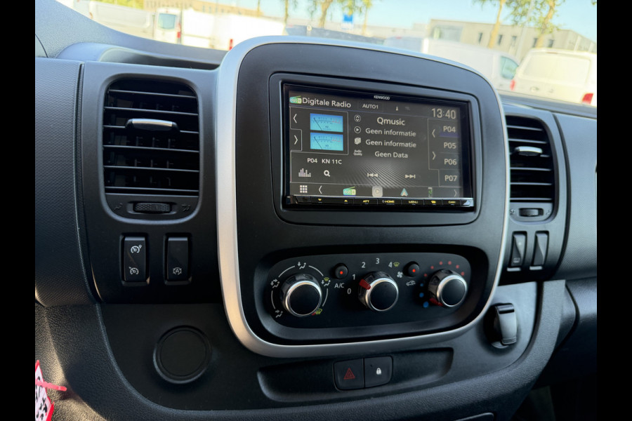 Renault Trafic 2.0 dCi 120pk T29 L2H1 Comfort / vaste prijs rijklaar € 19.950 ex btw / euro 6 / bpm vrij / lease vanaf € 336 / airco / cruise / navi / camera / lichtmetalen velgen / nieuwe koppeling !