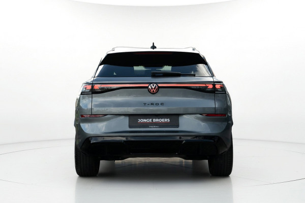 Volkswagen T-Roc 1.5 eTsi R-Line First Edition Pano/360/Trekhaak/HUD