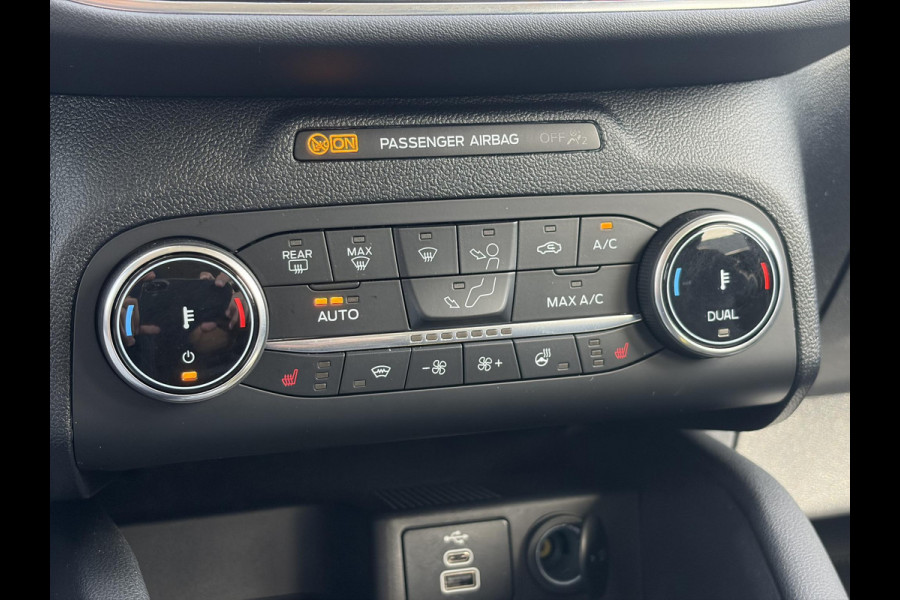 Ford Kuga 2.5 PHEV Vignale Trekhaak | Volledig lederen Interieur | Winter Pack.