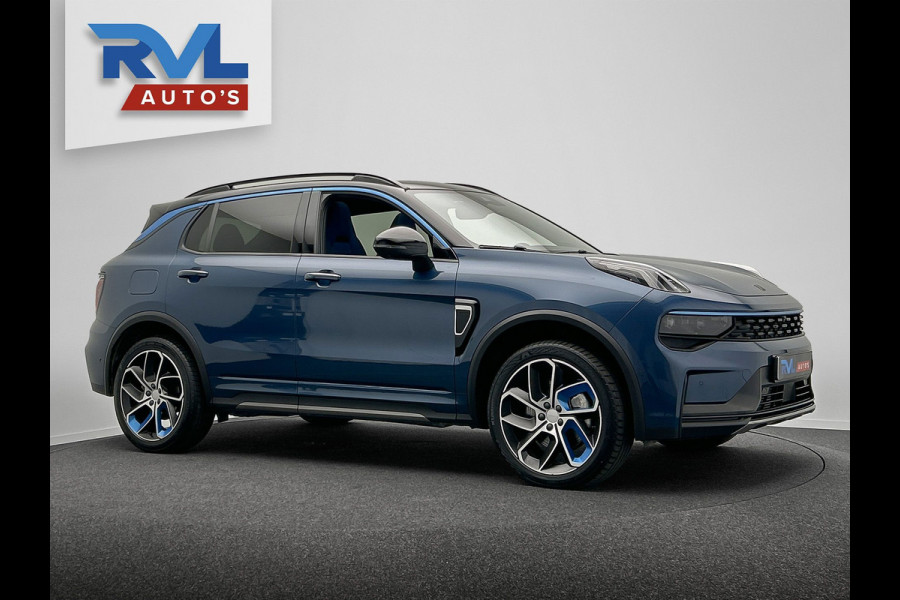 Lynk & Co 01 1.5 261PK Plug-in Hybrid *Zwarte Hemel* 360 Camera Pano/dak Apple/Carplay Adaptive/Cruise