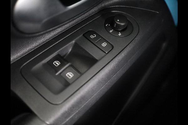 Volkswagen up! 1.0 Move 65pk | Arconditioning (automatisch) | Stoelverwarming | Verwarmbare voorstoelen | Achteruitrij camera