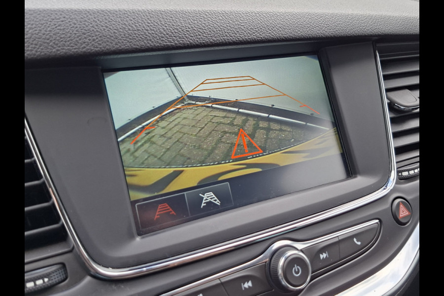 Opel Astra 1.2 Business Edition Navi Camera Sportzetels Black magic