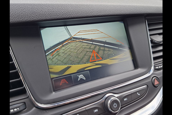 Opel Astra 1.2 Business Edition Navi Camera Sportzetels Black magic