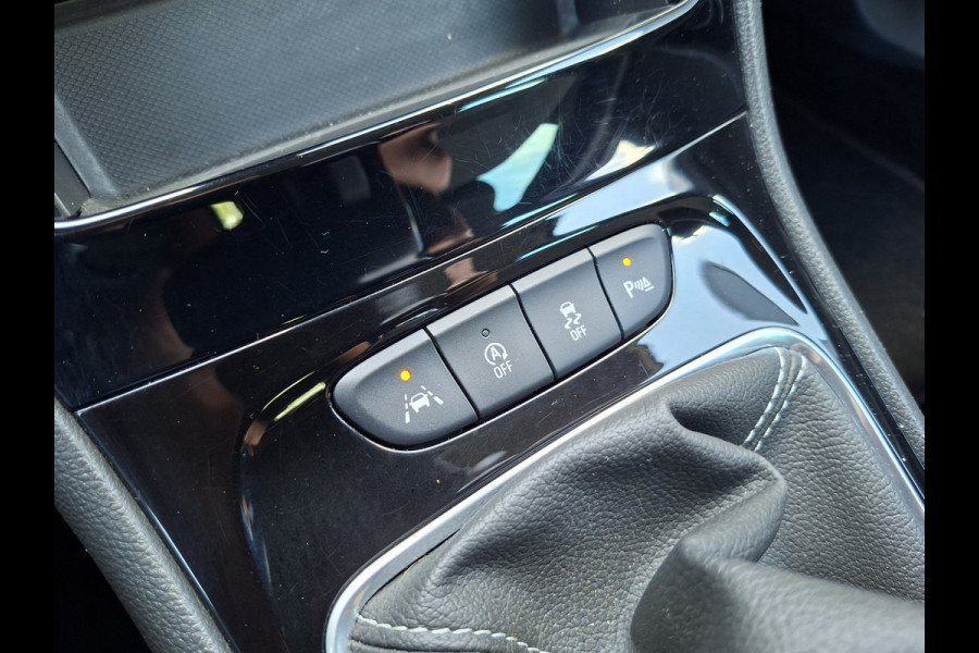 Opel Astra 1.2 Business Edition Navi Camera Sportzetels Black magic