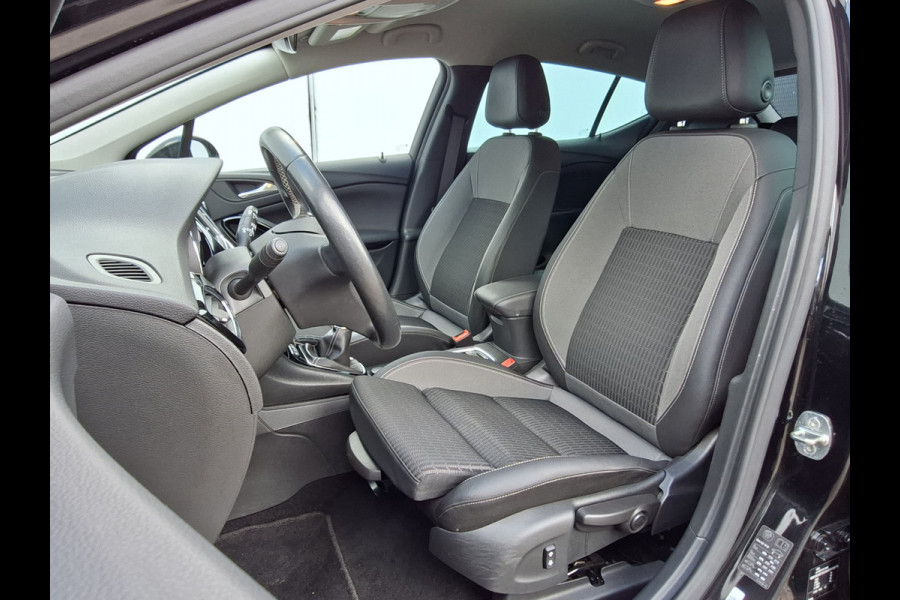 Opel Astra 1.2 Business Edition Navi Camera Sportzetels Black magic