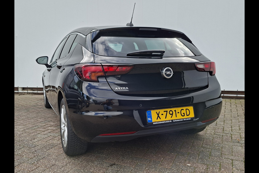 Opel Astra 1.2 Business Edition Navi Camera Sportzetels Black magic