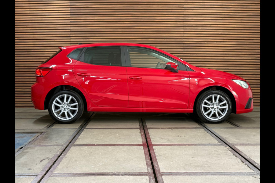 Seat Ibiza 1.0 TSI Style Business Intense | NAP | 95PK | ACC | Camera | Parkeersensoren | LED | Touchscreen | Cruise Control