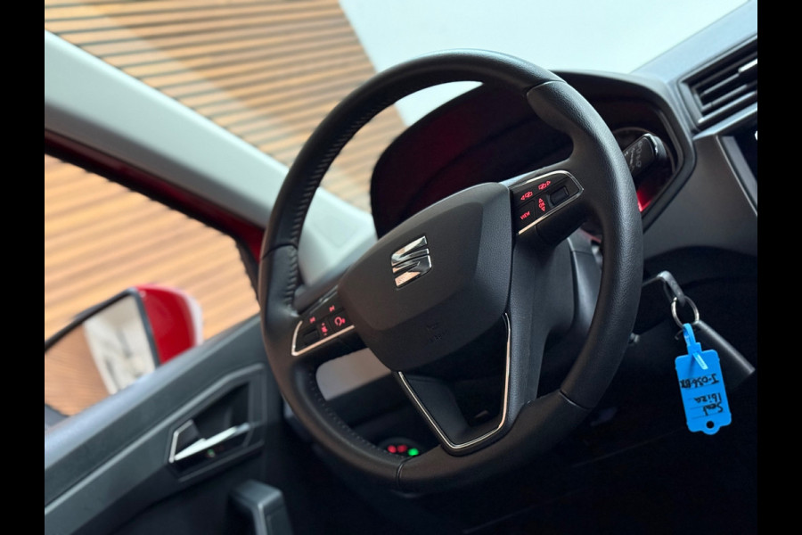 Seat Ibiza 1.0 TSI Style Business Intense | NAP | 95PK | ACC | Camera | Parkeersensoren | LED | Touchscreen | Cruise Control