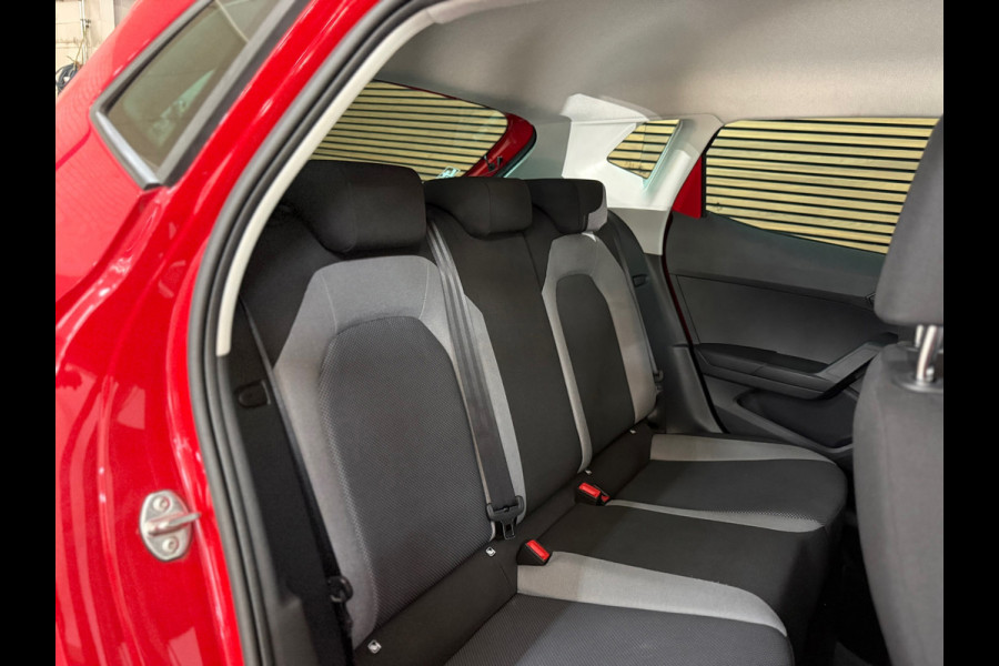 Seat Ibiza 1.0 TSI Style Business Intense | NAP | 95PK | ACC | Camera | Parkeersensoren | LED | Touchscreen | Cruise Control