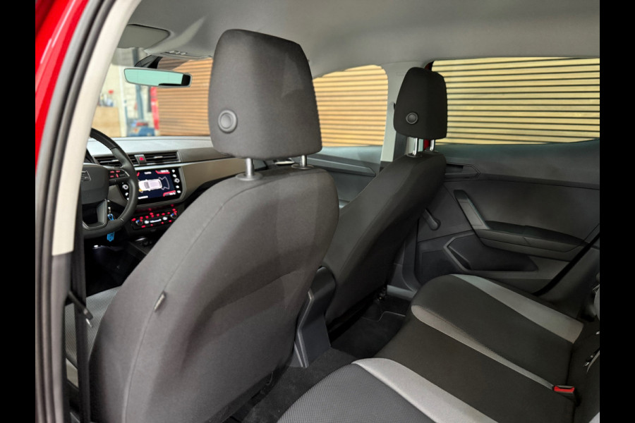 Seat Ibiza 1.0 TSI Style Business Intense | NAP | 95PK | ACC | Camera | Parkeersensoren | LED | Touchscreen | Cruise Control