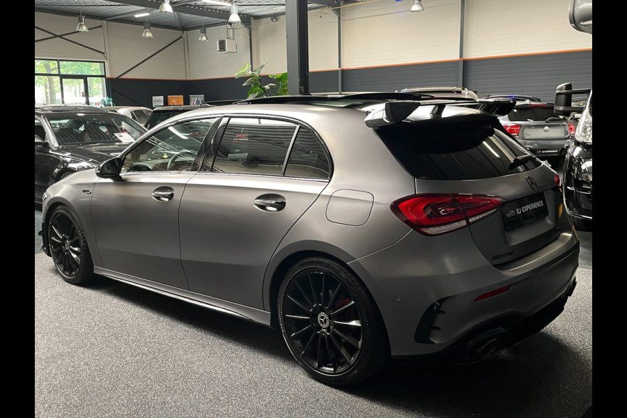 Mercedes-Benz A-Klasse 180 Premium Plus 35 AMG-Aerodynamic PANO NAP