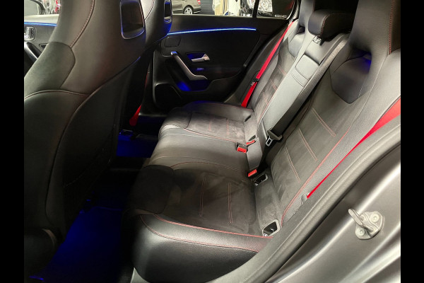 Mercedes-Benz A-Klasse 180 Premium Plus 35 AMG-Aerodynamic PANO NAP