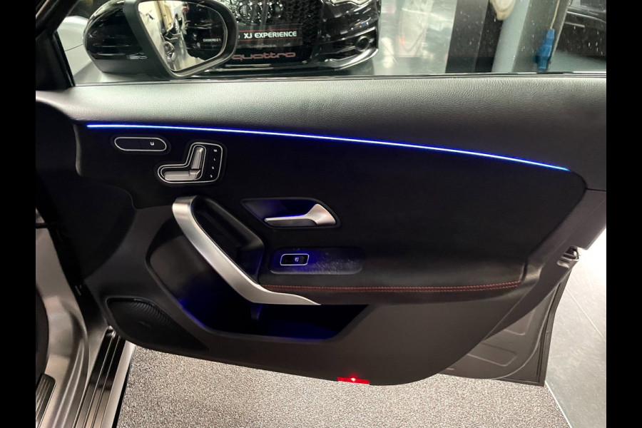 Mercedes-Benz A-Klasse 180 Premium Plus 35 AMG-Aerodynamic PANO NAP