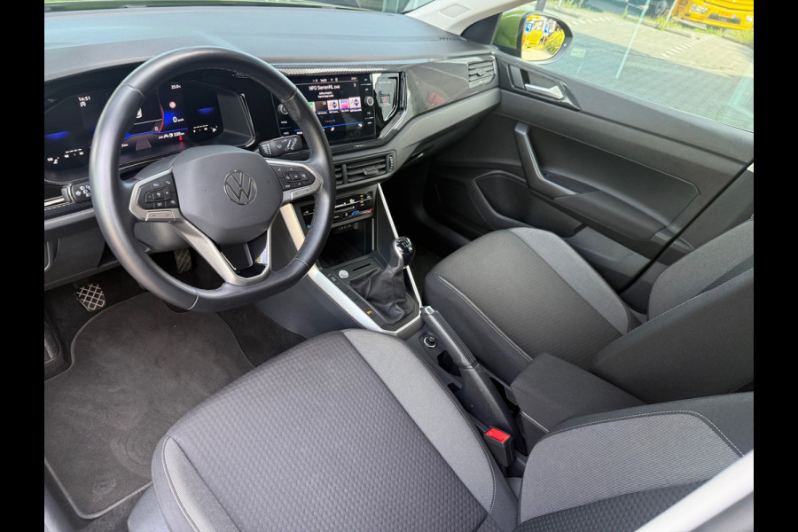 Volkswagen Taigo 1.0 TSI Life Edition - Climate - Camera - Carplay - Keyless - Cruise